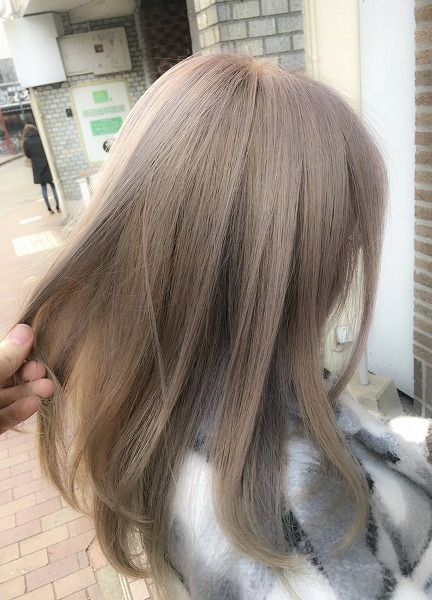 18年夏カラー バービーヘアならカラーをしながらヘアケアも